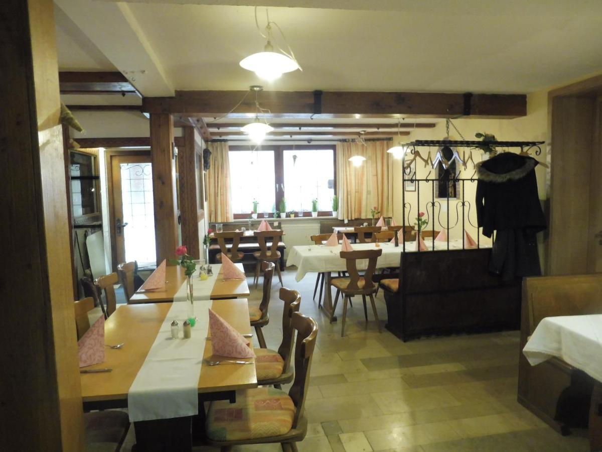 Hotel Gasthof Zum Engel - Gaestehaus Кюнцельзау Экстерьер фото
